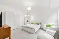 376 ST. JAMES CRESCENT - thumbnail 37