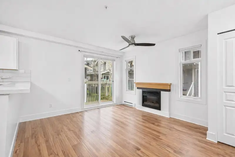 30 7428 SOUTHWYNDE AVENUE - photo 4 of 24