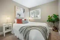 250 DAVIS CRESCENT - thumbnail 29