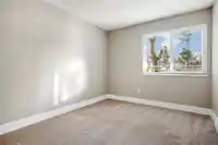 250 DAVIS CRESCENT - thumbnail 35
