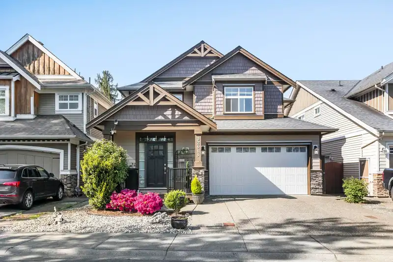 32615 APPLEBY COURT - photo 1 of 40