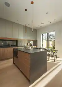 2 2684 OXFORD STREET - thumbnail 9