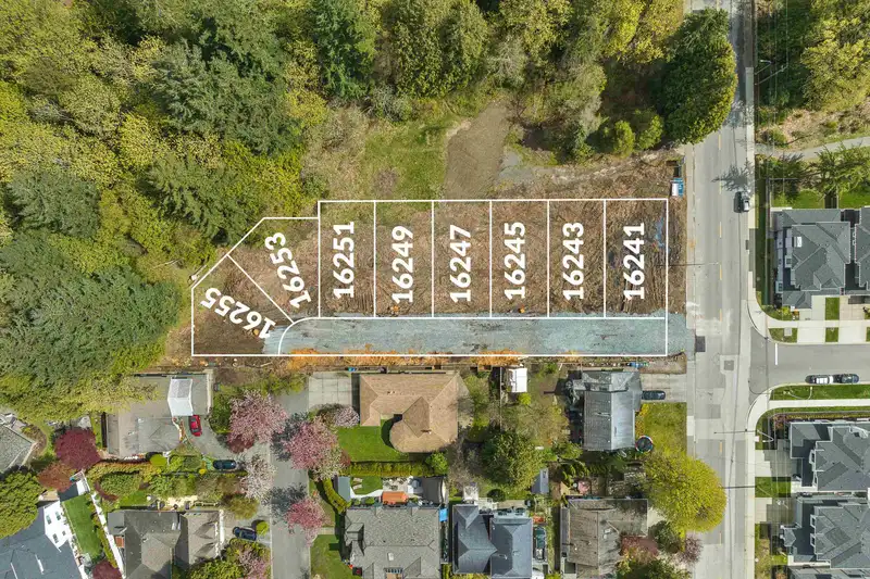 16245 10 AVENUE - photo 3 of 9