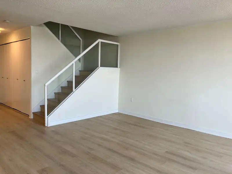 1603 6631 MINORU BOULEVARD - photo 2 of 30