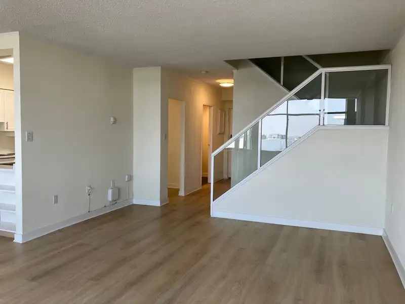 1603 6631 MINORU BOULEVARD - photo 3 of 30