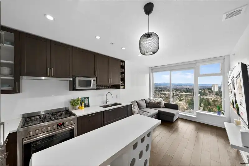 3006 5515 BOUNDARY ROAD - photo 1 of 31