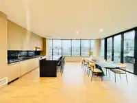 303 1588 JOHNSTON ROAD - thumbnail 34