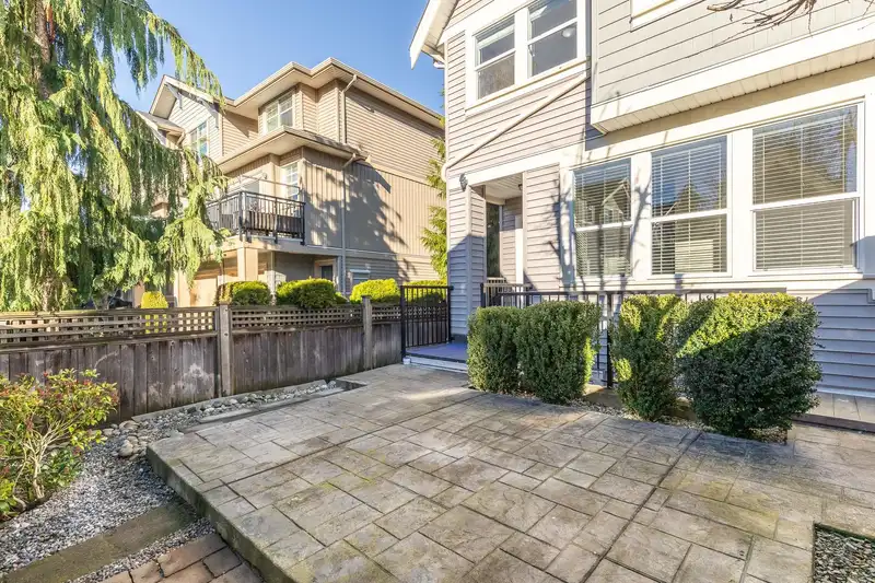 20978 77A AVENUE - photo 1 of 40