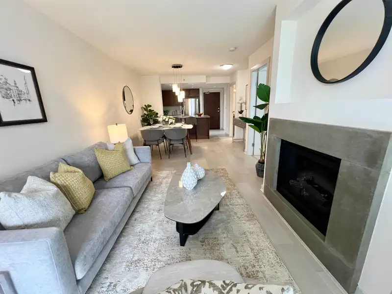 313 9373 HEMLOCK DRIVE - photo 2 of 31