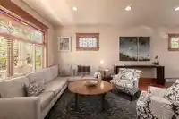 237 E 24TH AVENUE - thumbnail 4