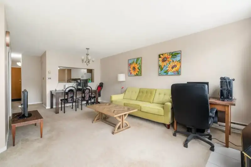 201 14881 103A AVENUE - photo 1 of 14