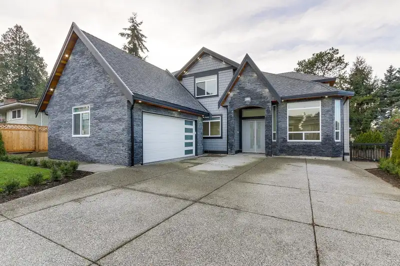 10843 128A STREET - photo 1 of 1
