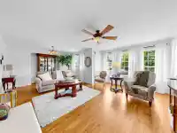8621 215 STREET - thumbnail 2
