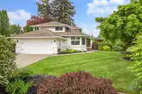 4215 200A STREET - thumbnail 1