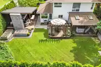 4215 200A STREET - thumbnail 2