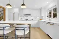 4215 200A STREET - thumbnail 6