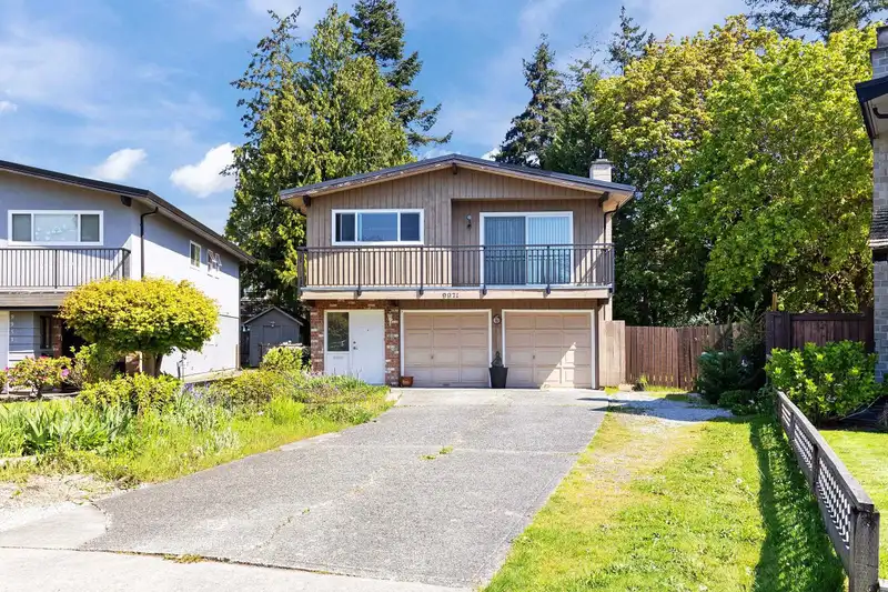9971 SWANSEA DRIVE - photo 1 of 30