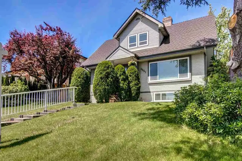6537 NEVILLE STREET - photo 2 of 27