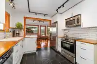 4554 BELCARRA BAY ROAD - thumbnail 18