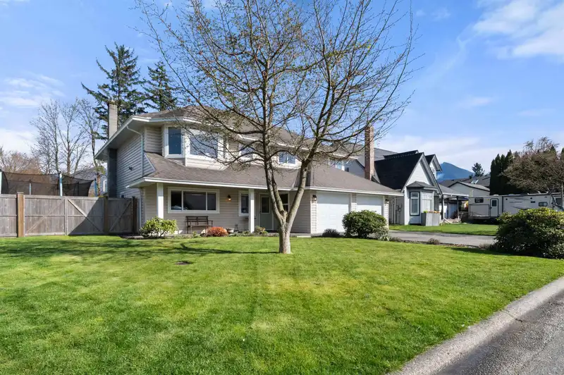 46385 CHRISTINA DRIVE - photo 1 of 37