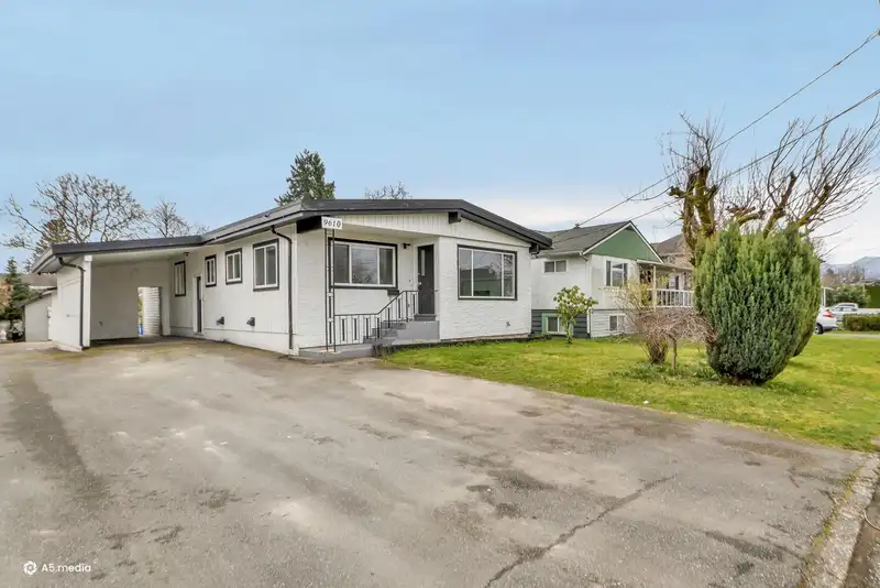9610 HAZEL STREET - photo 4 of 38