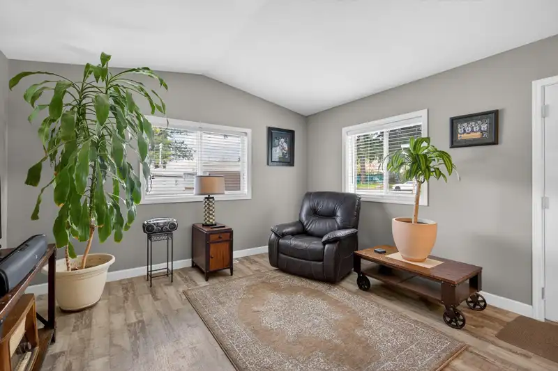 17 24330 FRASER HIGHWAY - photo 3 of 21