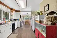 28203 LOUGHEED HIGHWAY - thumbnail 10