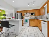 2128 ADANAC STREET - thumbnail 13