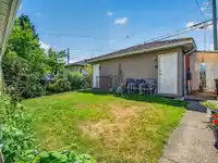 2128 ADANAC STREET - thumbnail 35