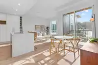 527 3131 MURRAY STREET - thumbnail 1