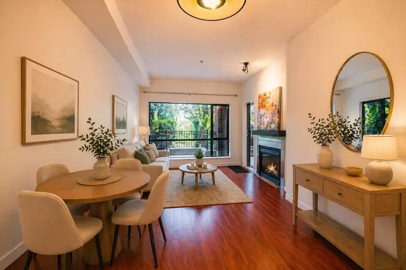 108 10866 CITY PARKWAY - photo 2 of 32