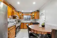 8864 URSUS CRESCENT - thumbnail 8