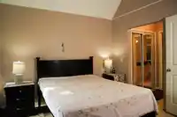 410 7435 121A STREET - thumbnail 11