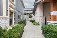 2 244 E 5TH STREET - thumbnail 23