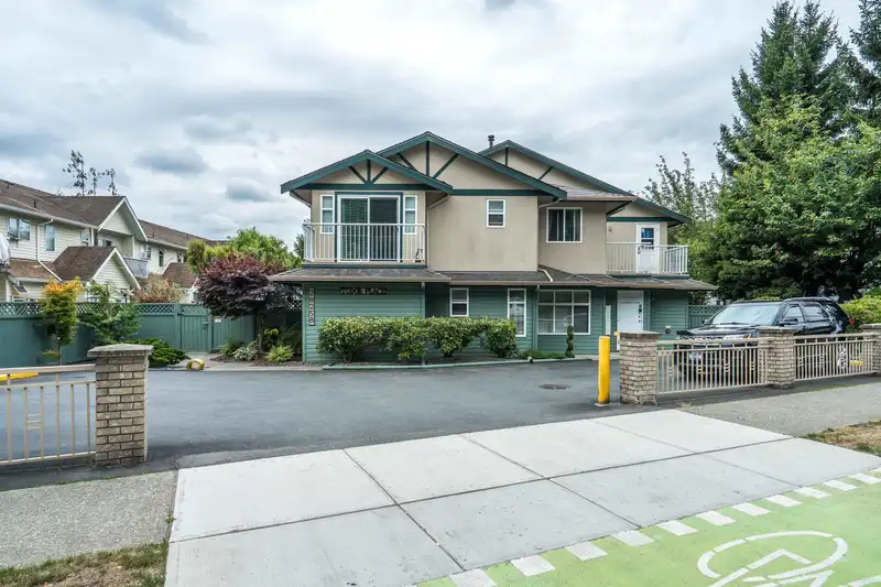 2 20258 MICHAUD CRESCENT - photo 2 of 31