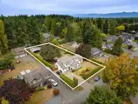 5757 244B STREET - thumbnail 4
