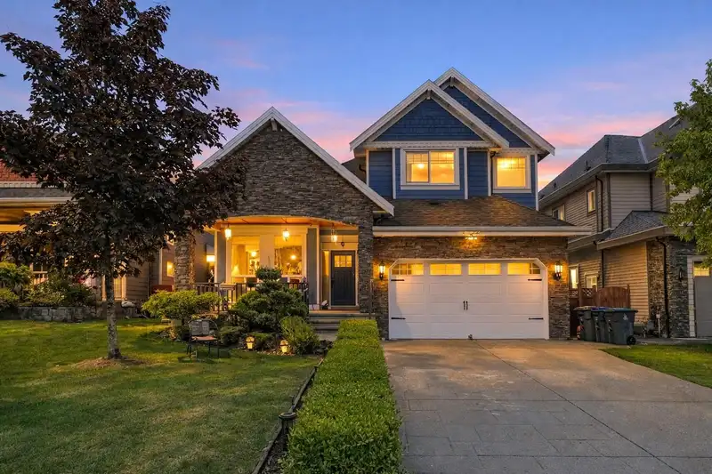 2262 MADRONA PLACE - photo 1 of 40
