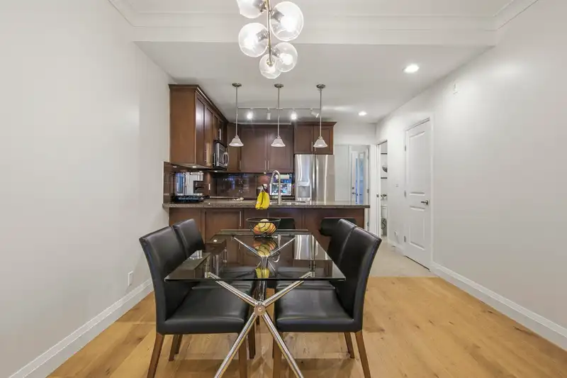219 5588 PATTERSON AVENUE - photo 4 of 25