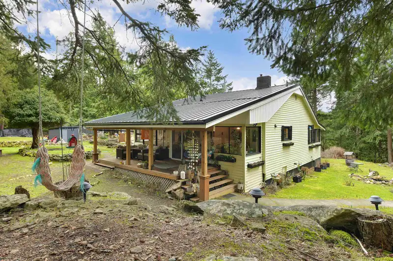 370 CAMPBELL BAY ROAD - photo 1 of 40