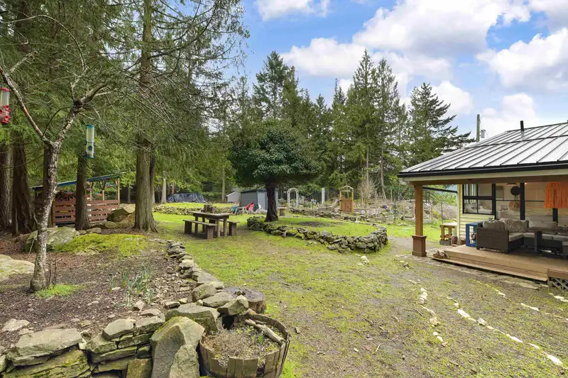 370 CAMPBELL BAY ROAD - photo 4 of 40