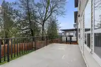 7020 205 STREET - thumbnail 18