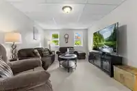 8957 213 STREET - thumbnail 22