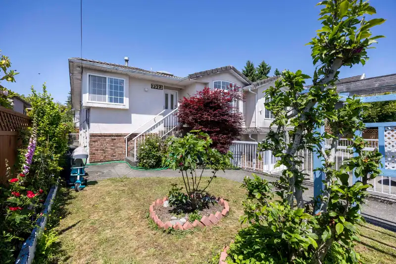 7523 17TH AVENUE - photo 4 of 34