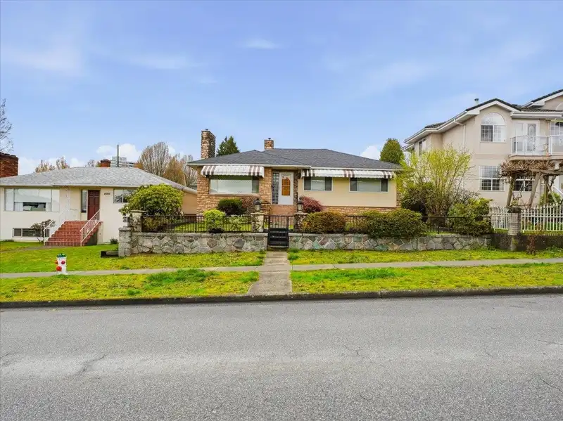 4009 UNION STREET - photo 1 of 19
