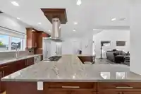 7257 197B STREET - thumbnail 1