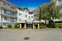 205 5363 206 STREET - thumbnail 1