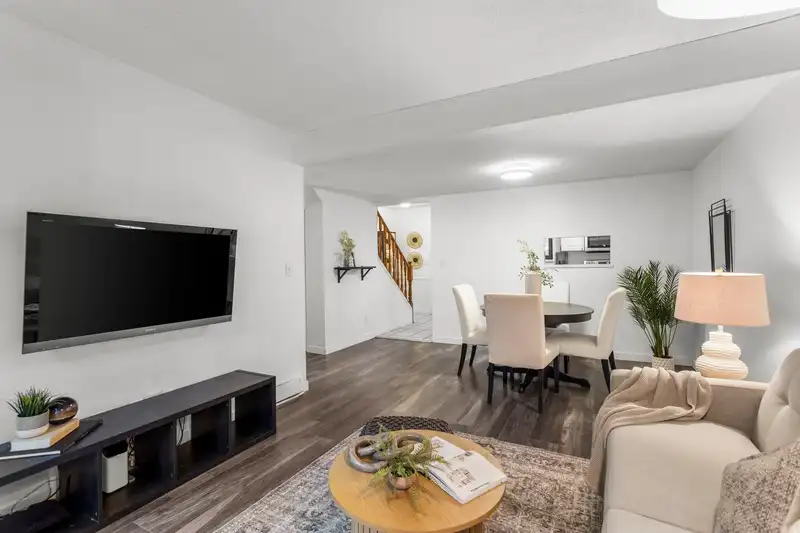 865 BLACKSTOCK ROAD - photo 4 of 39