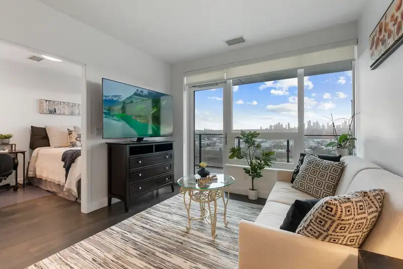 2504 2425 ALPHA AVENUE - photo 1 of 26