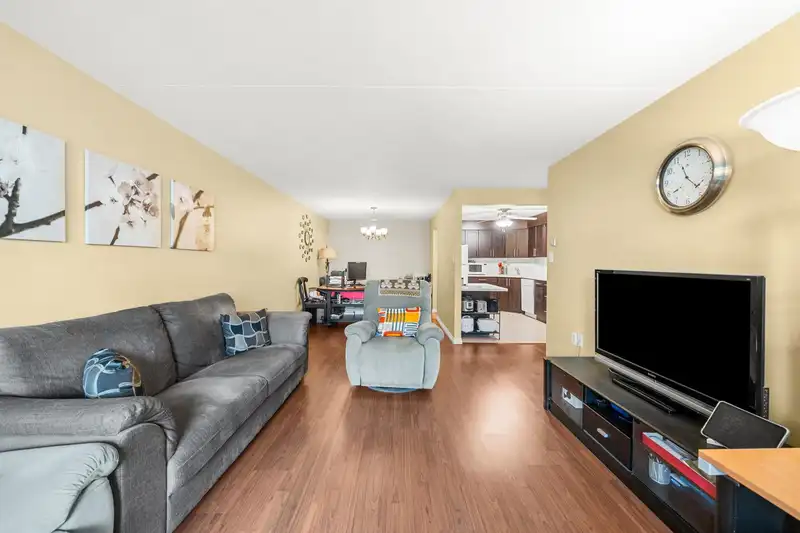 802 6651 MINORU BOULEVARD - photo 4 of 17