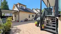 426 E 63 AVENUE - thumbnail 3